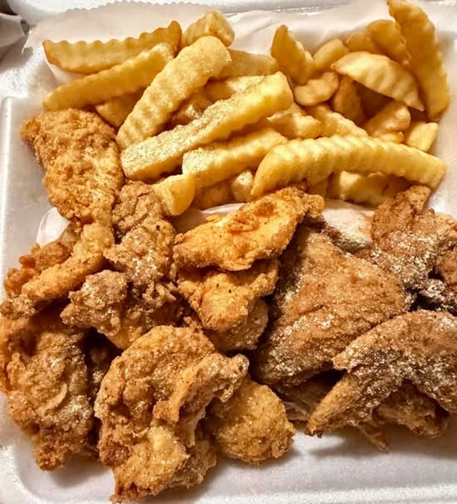#6 MLK Special Catfish Nuggets & Whole Wings.